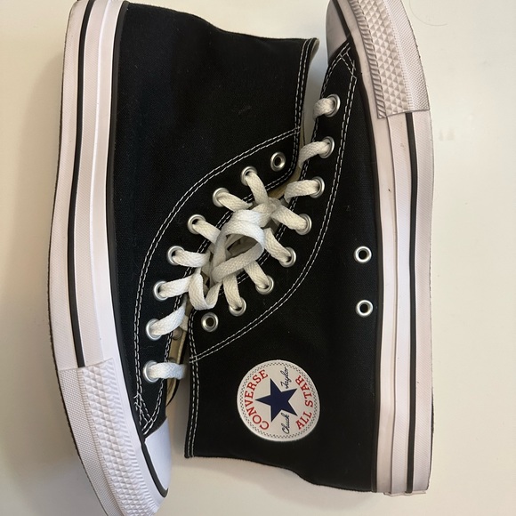 Converse Other - Men’s Converse (sz 8.5)